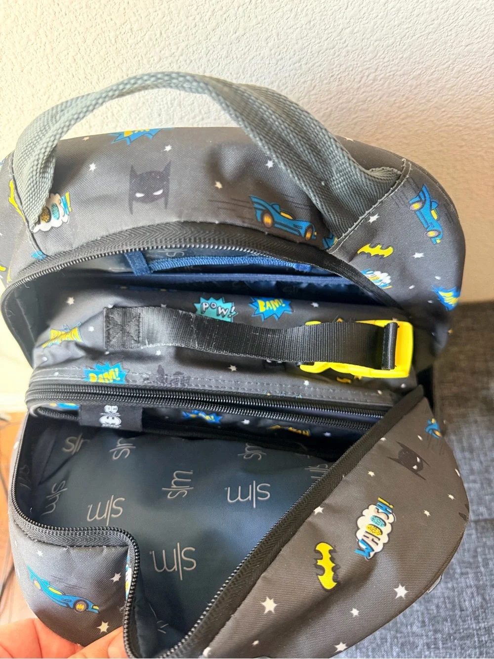 Simple Modern Kids Batman Lunch Bag and Backpack Set - medium size